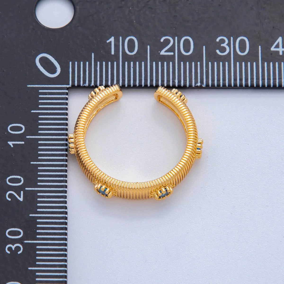 GOLD PLATED BLUE RIBBED SAPPHIRE ADJUSTABLE RING RI-O2029