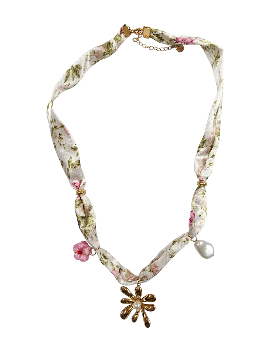 White Floral Scarf Necklace with Flower Pendant NC-2017