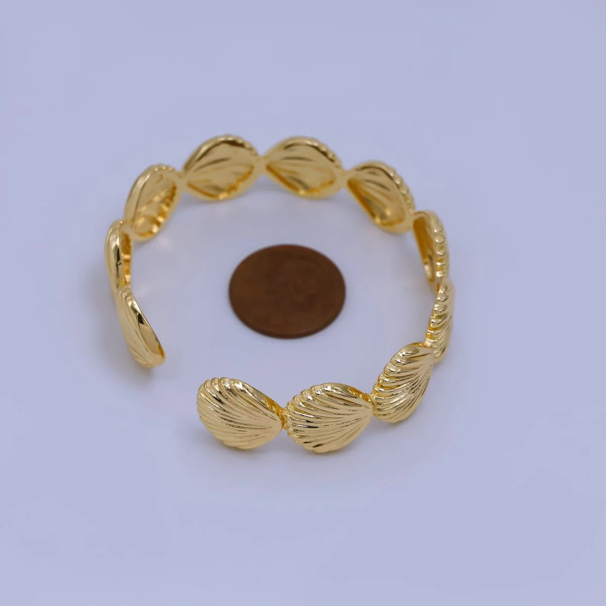 24K Gold Filled Clam Seashell Bangle Cuff Bracelet ✦ BA-21WA3250