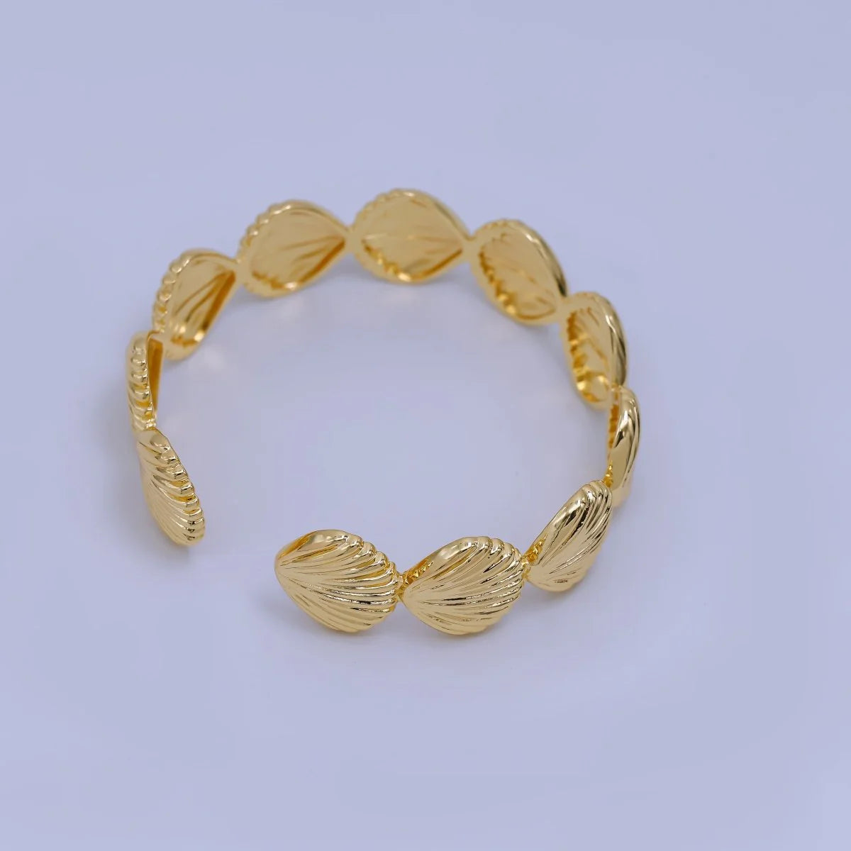 24K Gold Filled Clam Seashell Bangle Cuff Bracelet ✦ BA-21WA3250