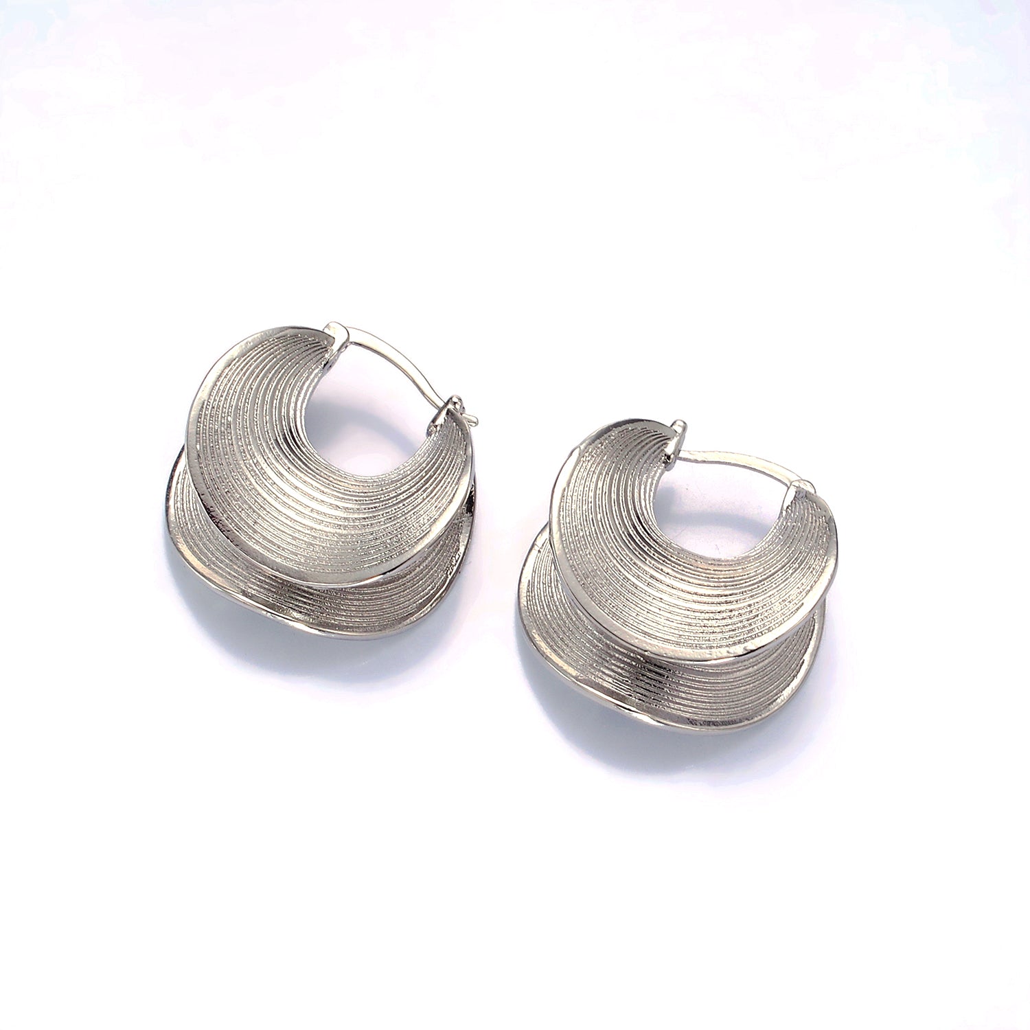 Gold Line-Textured Curved Band Latch Hoop Earrings in Gold & Silver EA-21AB1313 EA-21AB1314