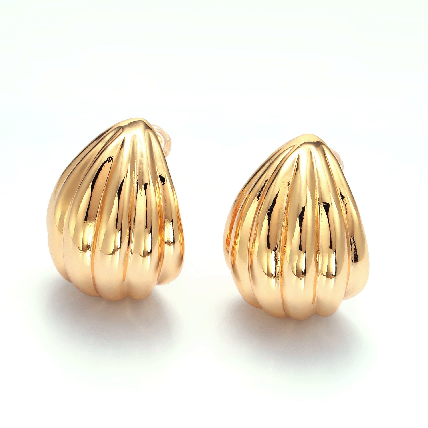 Gold Line Textured Chunky J-Shaped Hoop ✦  EA-21AD637