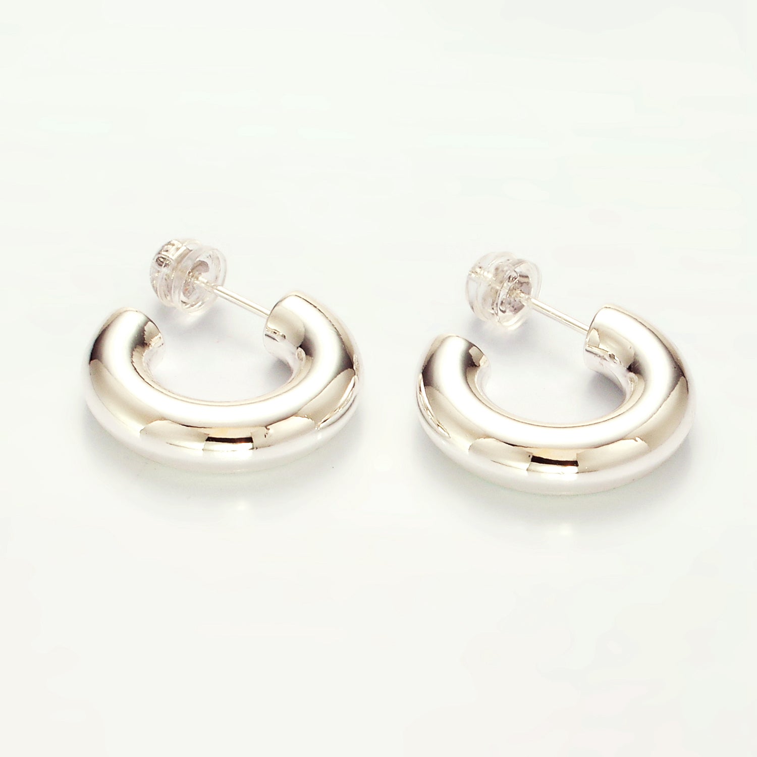 20mm Lightweight Minimalist C-Shaped Hoop Earrings in Gold & Silver ✦ EA-21AD707 EA-21AD708