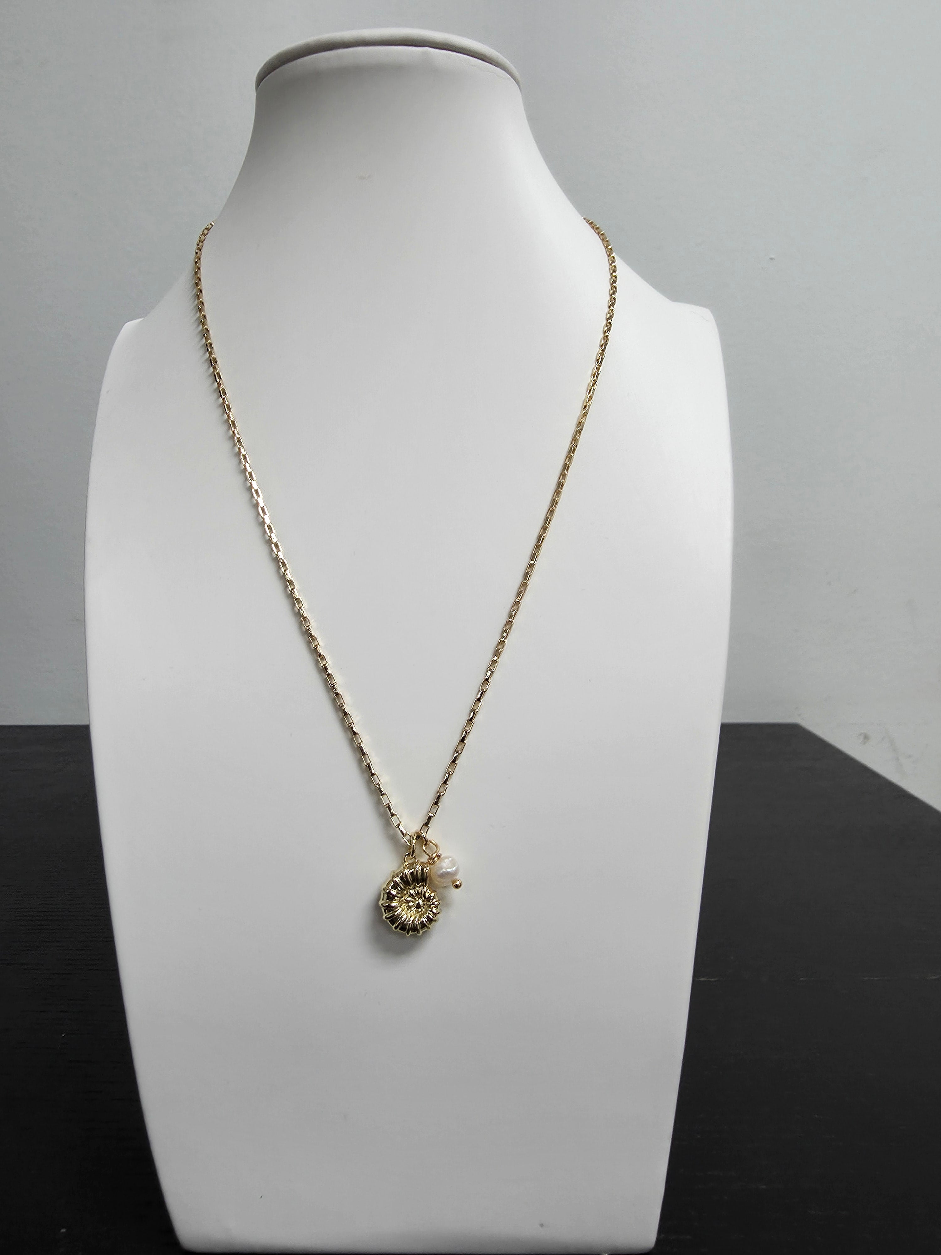 Dainty Box Gold Chain Necklace 18 inch with Pearl CDESIGN-00432