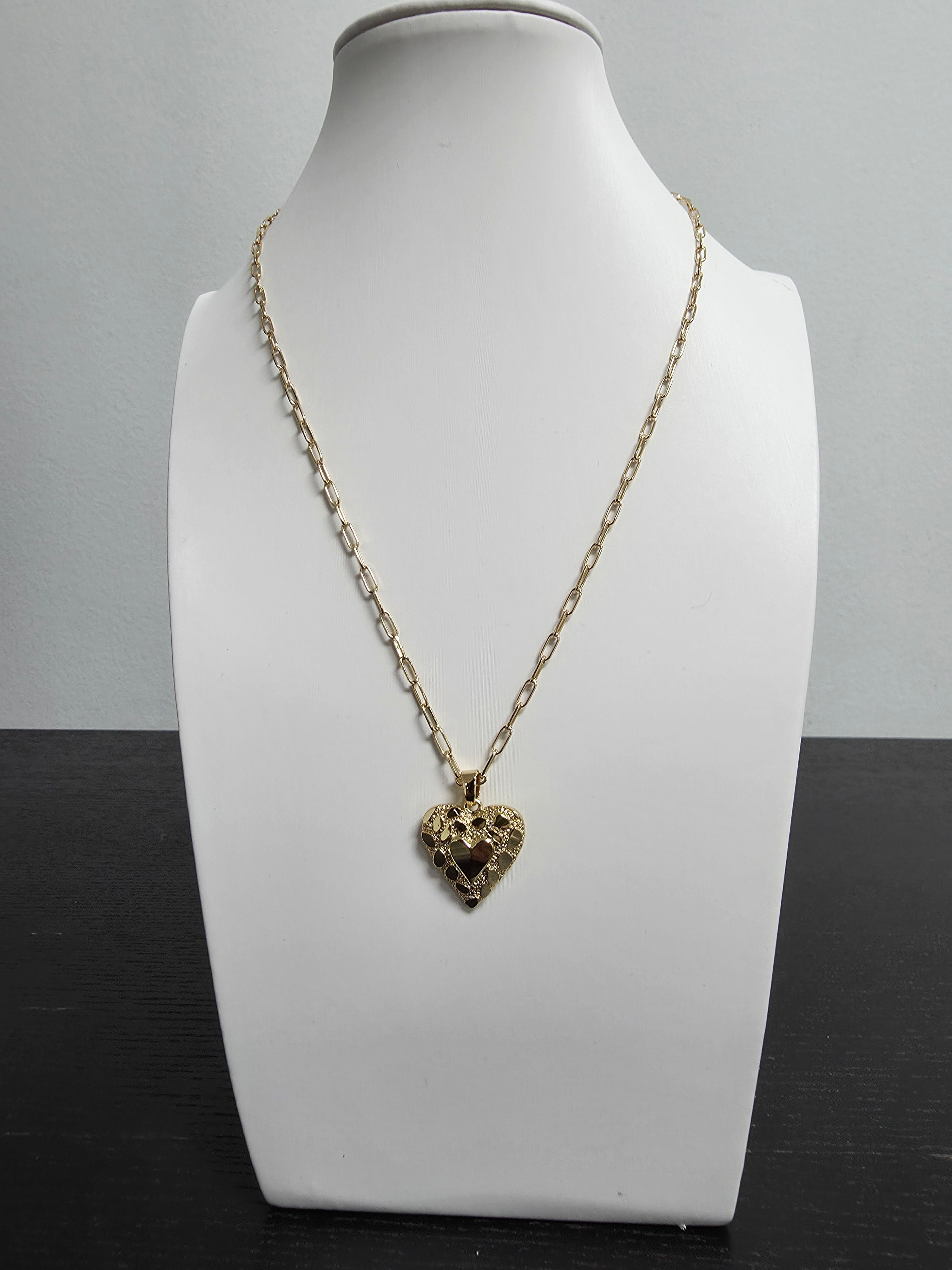 Paperclip Chain Edged Texture Double Heart Charm 18-Inch Necklace CDESIGN-00486