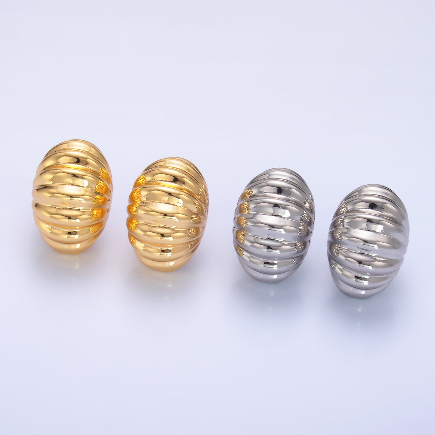 Gold Classic Gold or Silver Shell Posts EA-0222 EA-0223