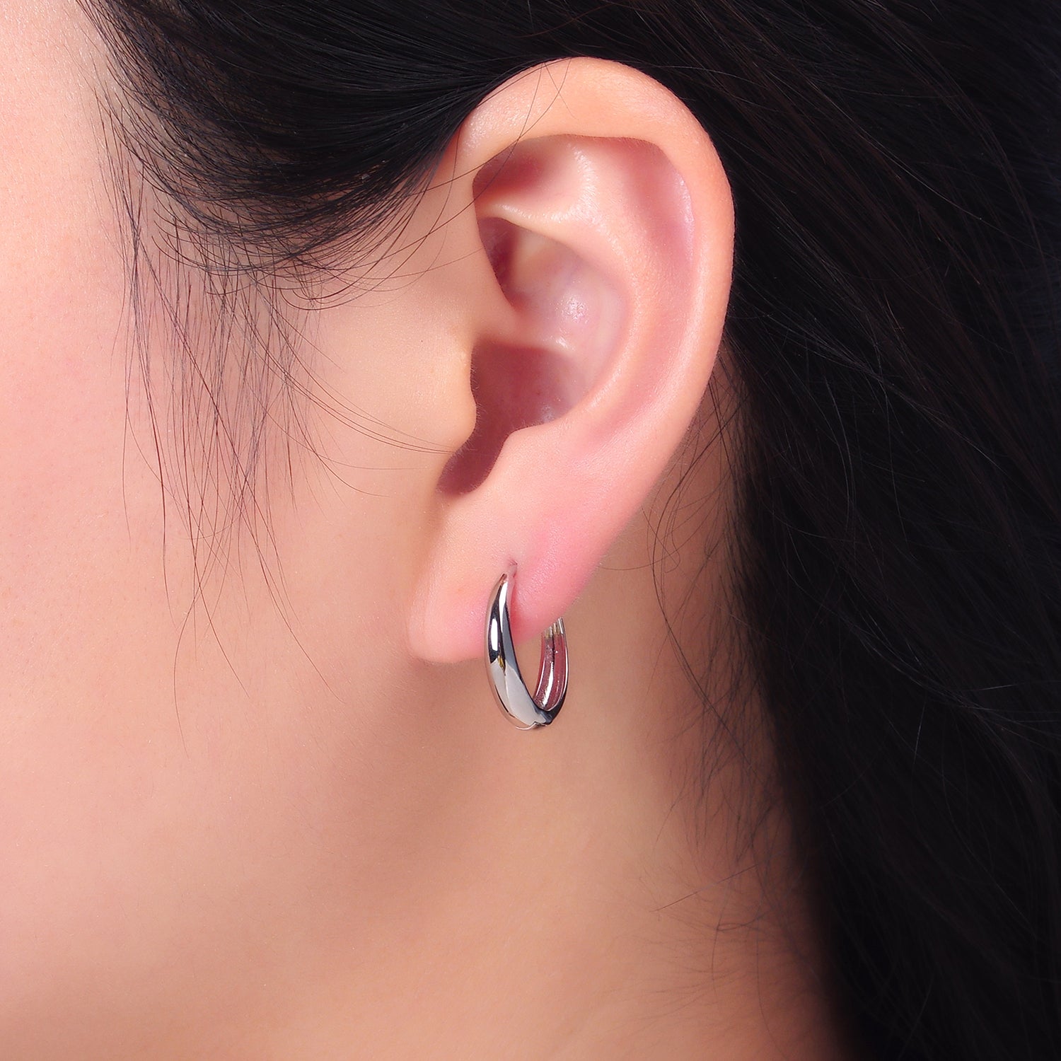 Minimalist Sterling Silver Petite Huggies ✦ EA-SL553