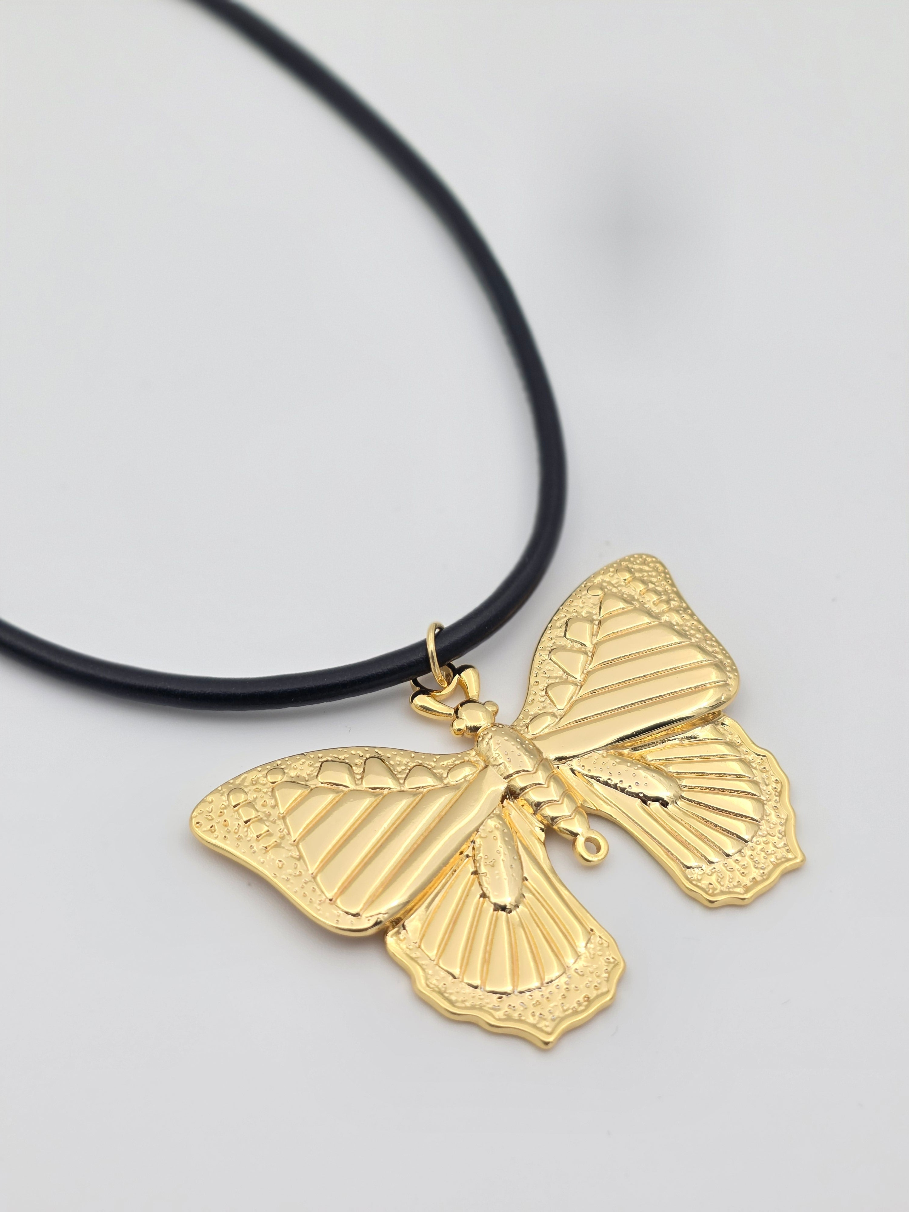 BLACK ADJUSTABLE BAGUETTE CORD NECKLACE WITH BUTTERFLY PENDANT ✦ NC-SJ2010