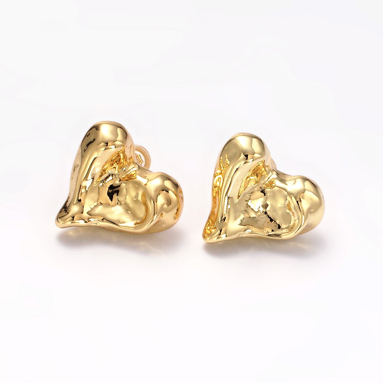 Gold Molten Heart Stud Earrings ✦  EA-21P142