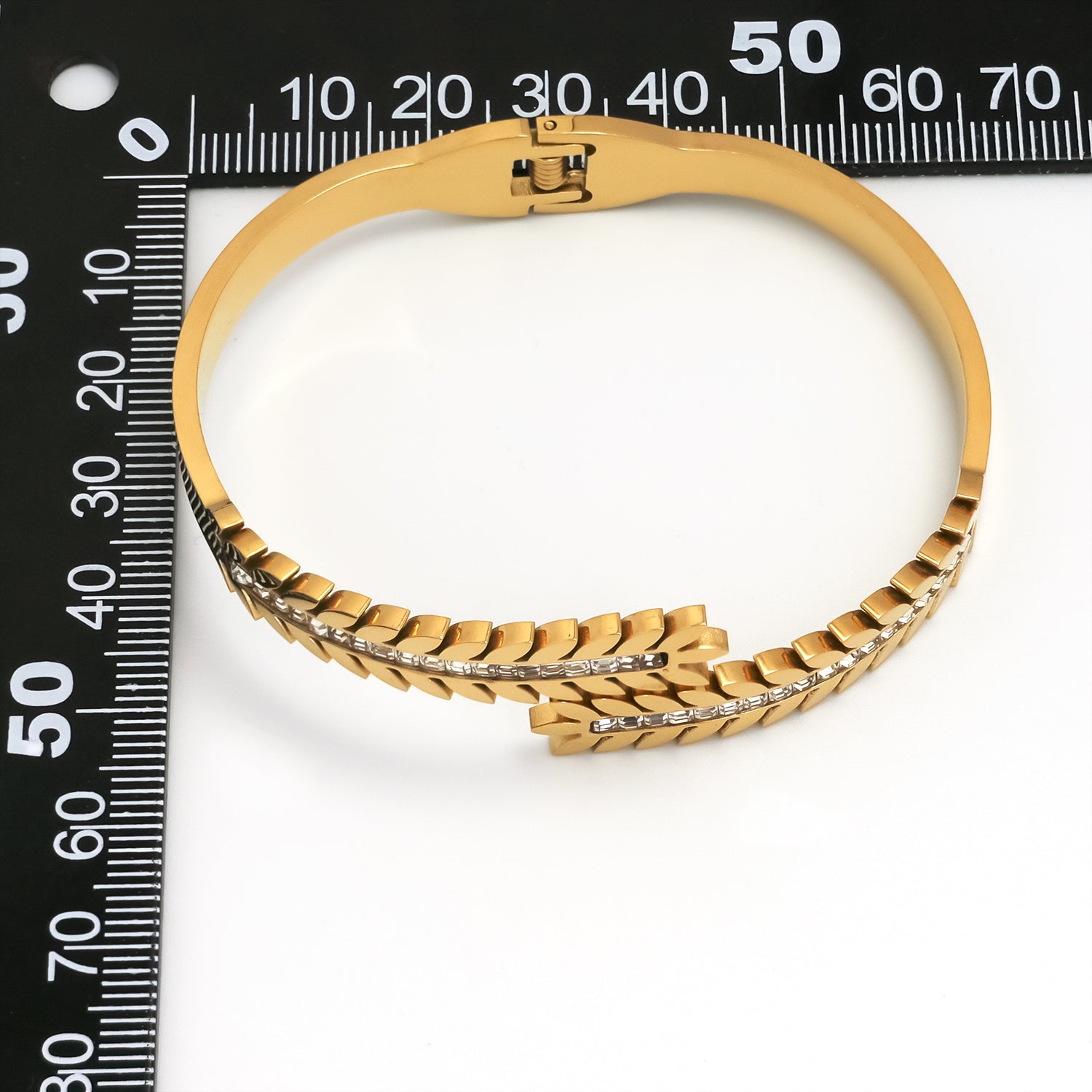 Gold Classic Stainless Steel CZ Leaf Bangle ✦ BR-0002