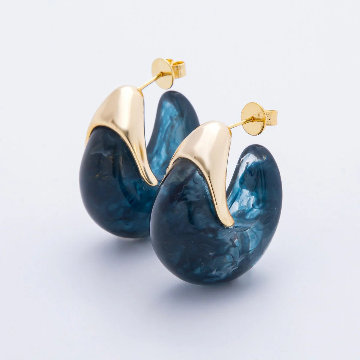 Resin Dreamy Retro J-Shaped Hoop Earrings ✦ EA-21AJ249   EA-21AJ252