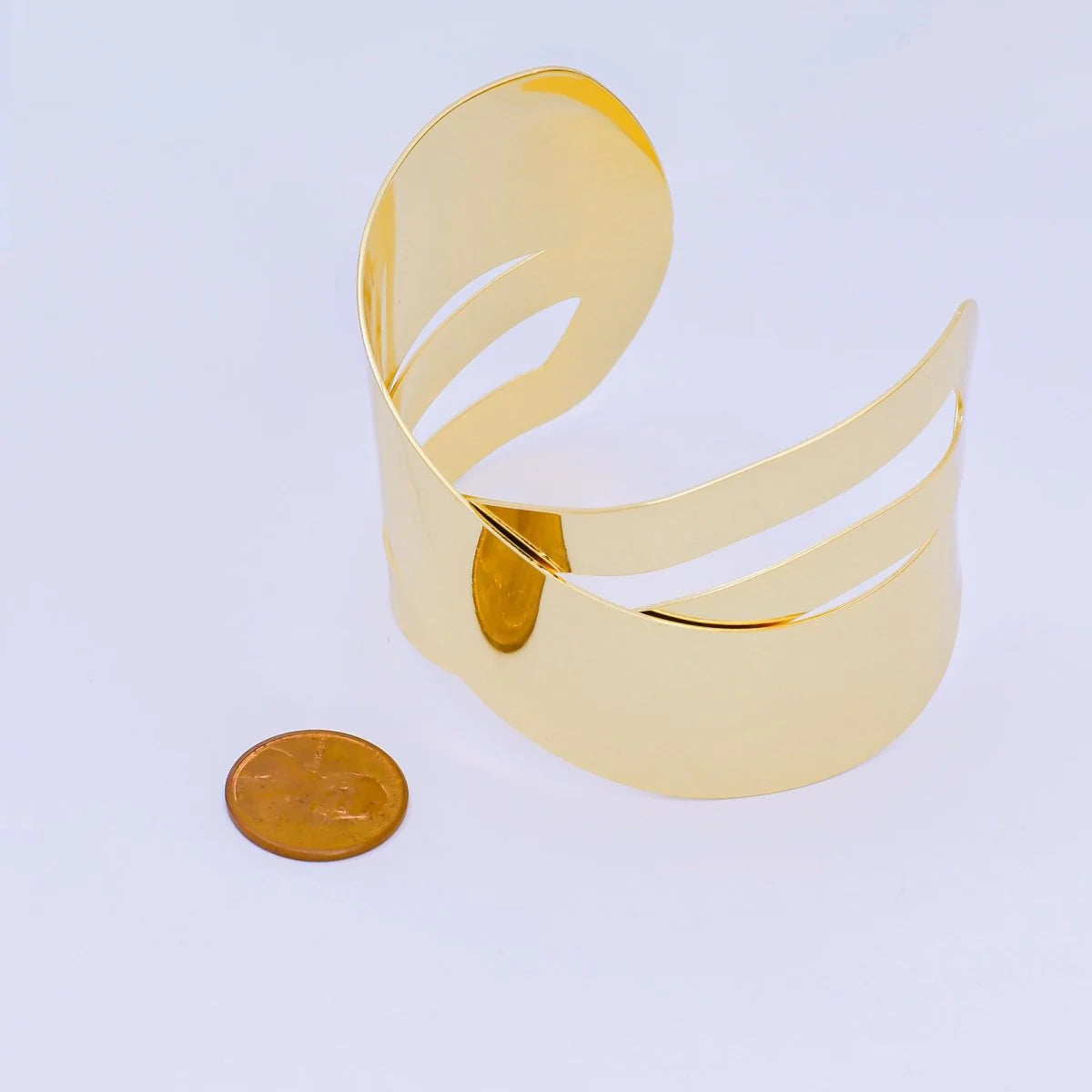 Filled Metallic Twisted Irregular Cuff Bracelet BA-21WA3408