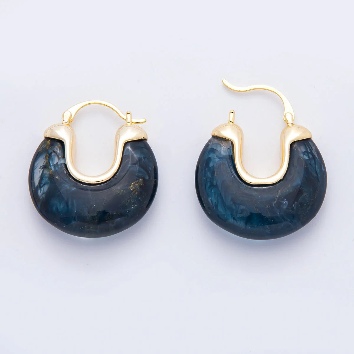 Chunky Gold Resin Tortoise Latch Dome Earrings ✦ EA-21AJ253   EA-21AJ256