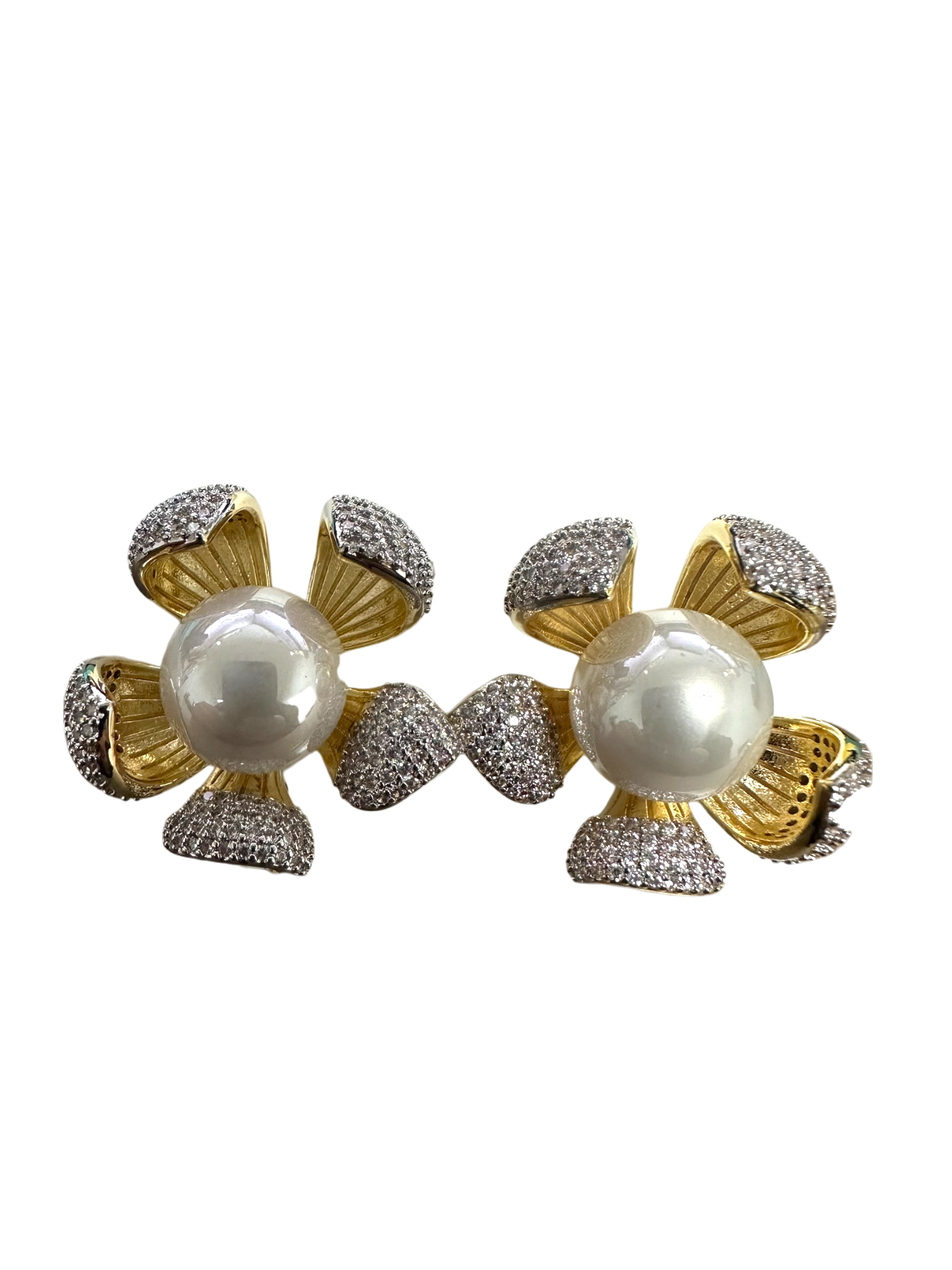 MIXED METAL FLOWER PEARL STUD EARRINGS EA-0078