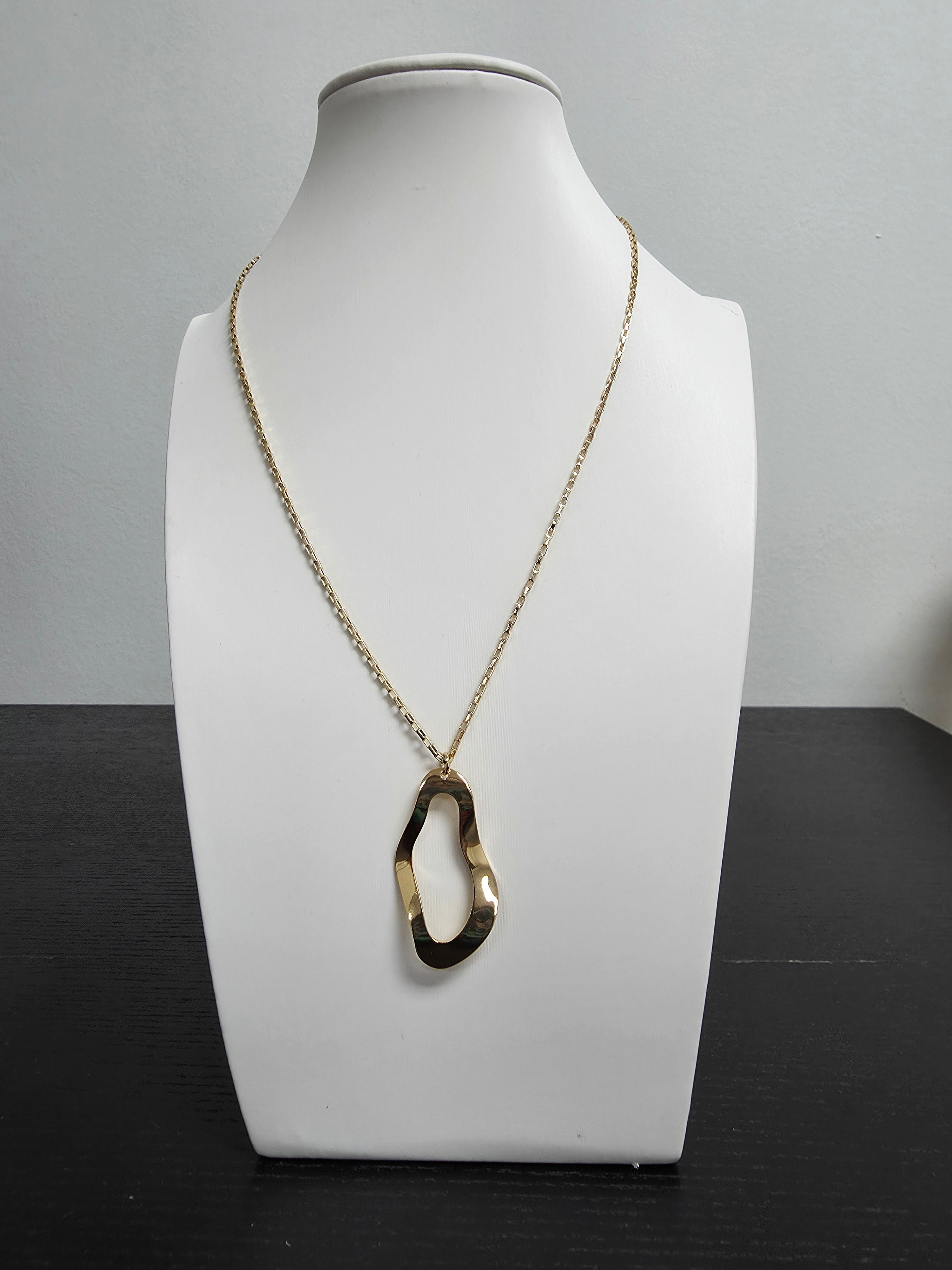 Dainty Box Gold Chain Necklace 18 inch CDESIGN-00387