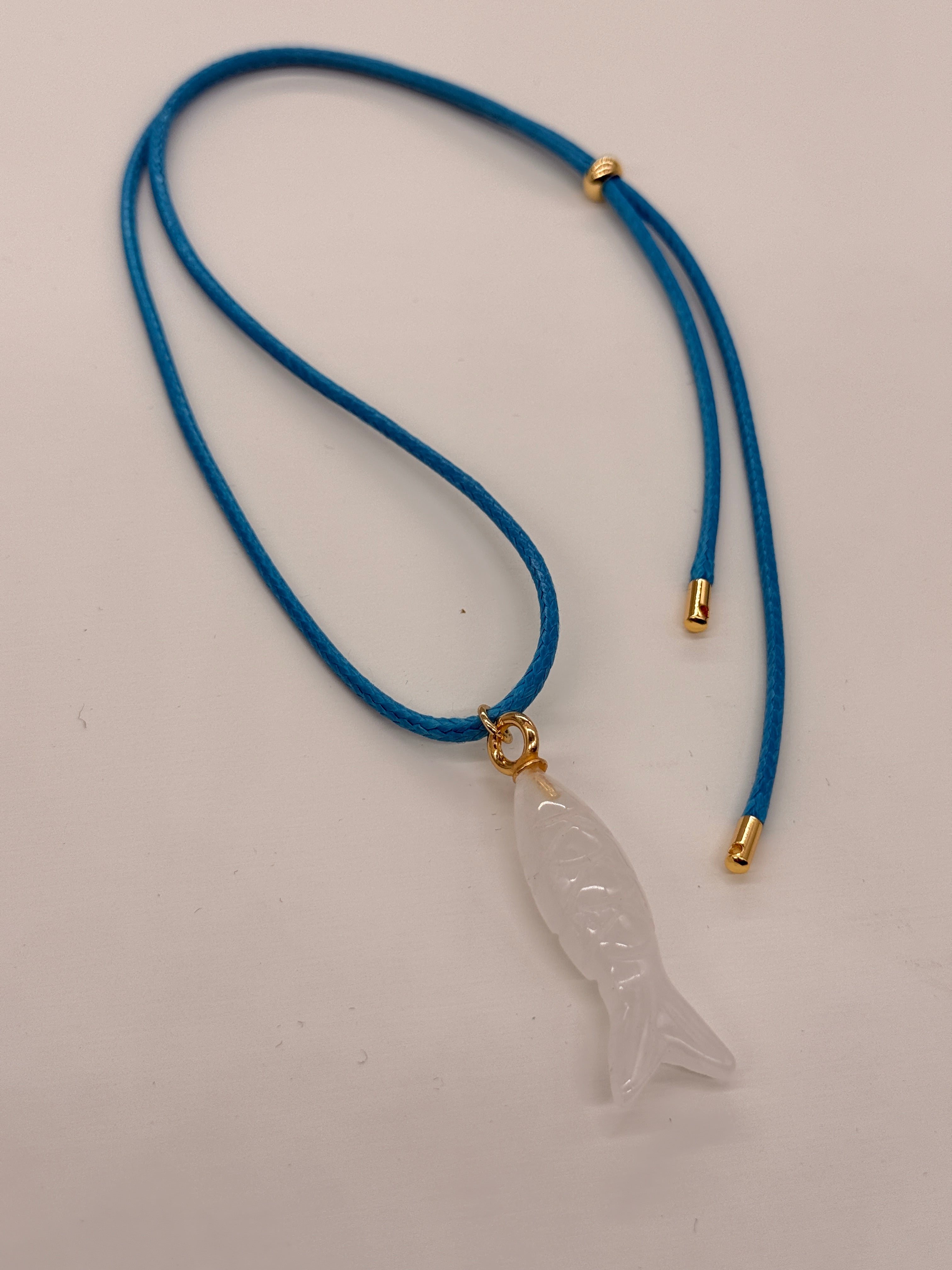 HANDMADE SUMMER BLUE CLEAR QUARTZ FISH STONE CORD ALL SEASON ADJUSTABLE NECKLACE