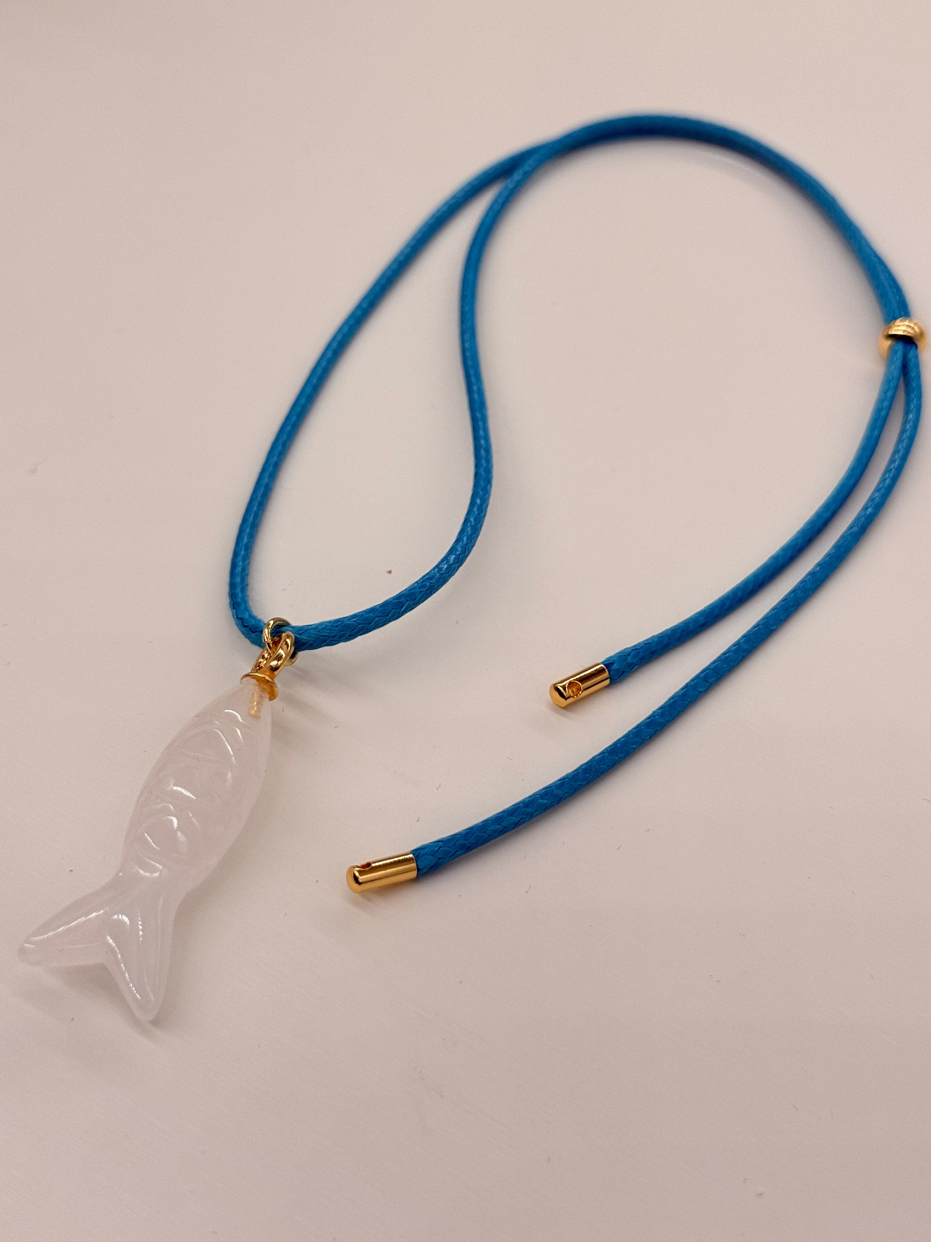 HANDMADE SUMMER BLUE CLEAR QUARTZ FISH STONE CORD ALL SEASON ADJUSTABLE NECKLACE