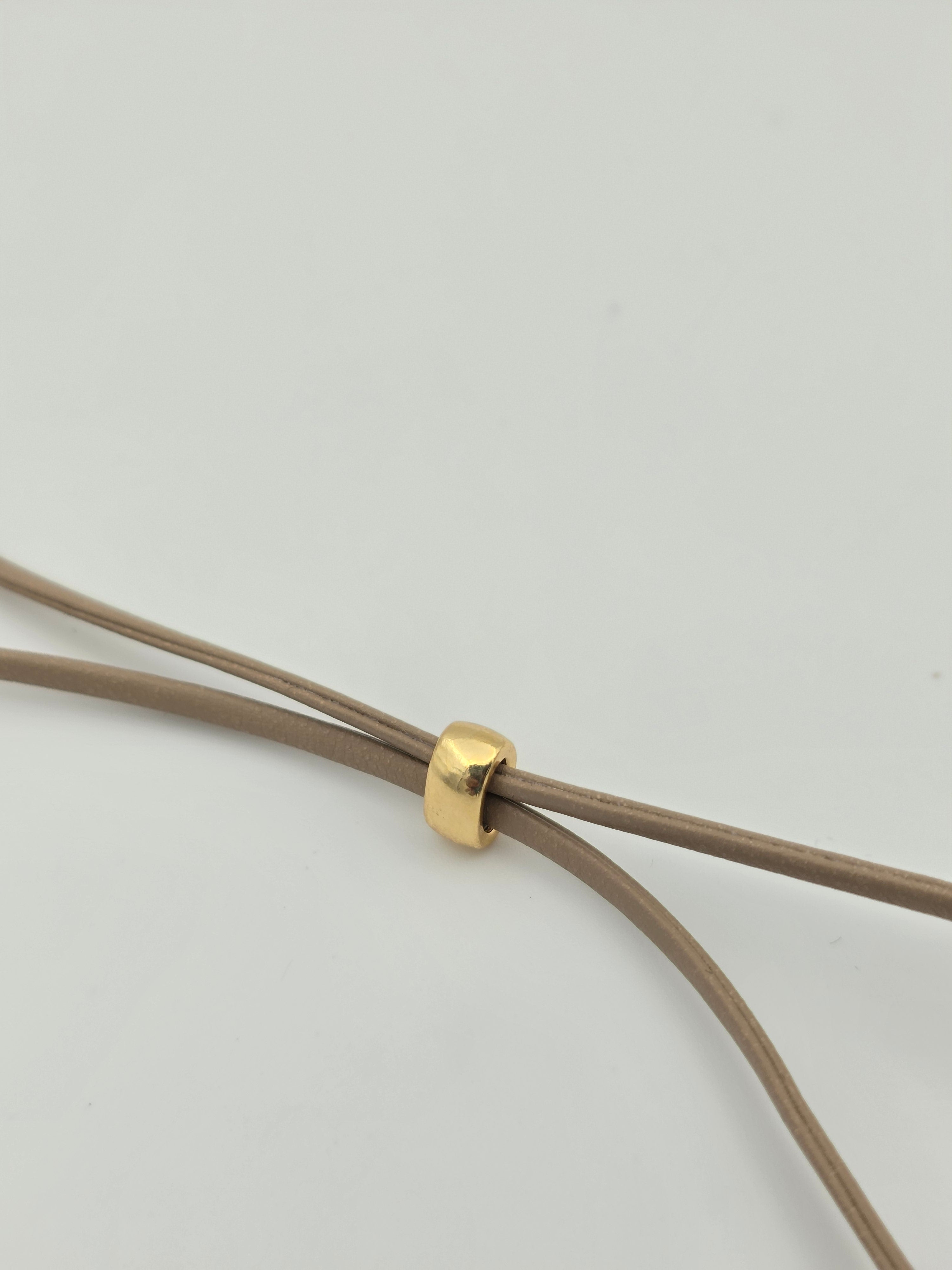 BEIGE ADJUSTABLE LEATHER CORD NECKLACE GOLD HEART ✦ NC-SJ2006