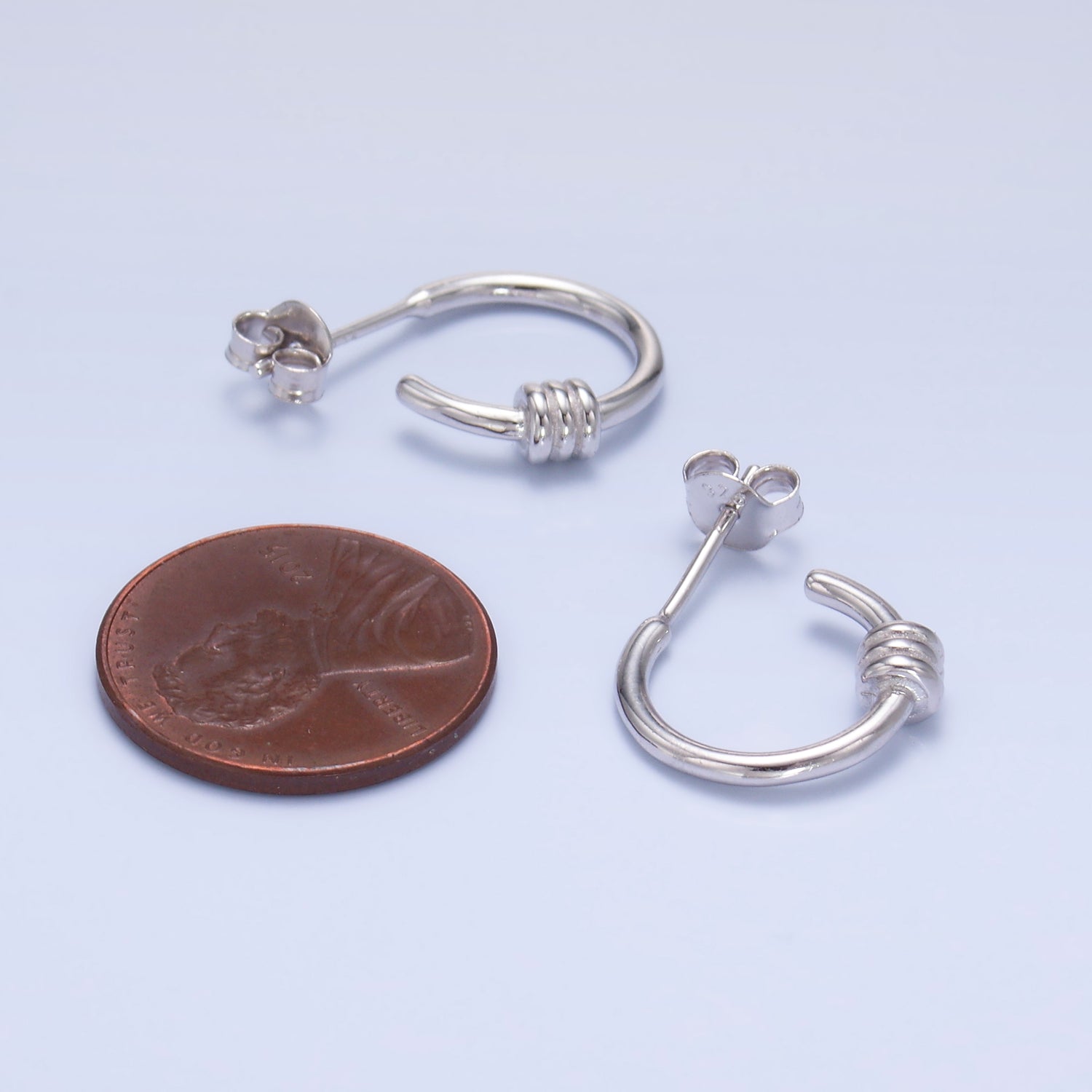 Dainty Sterling Silver Knot Posts Earring-00275
