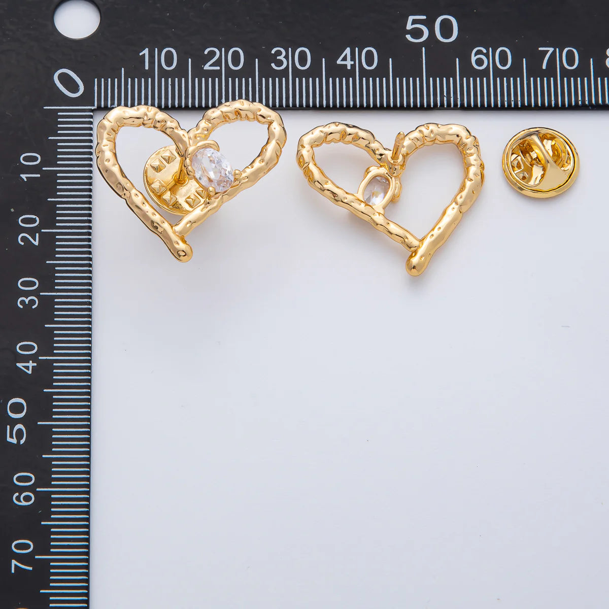 Clear CZ Open Hammered Molten Heart Pin Brooch BH-21Z1475