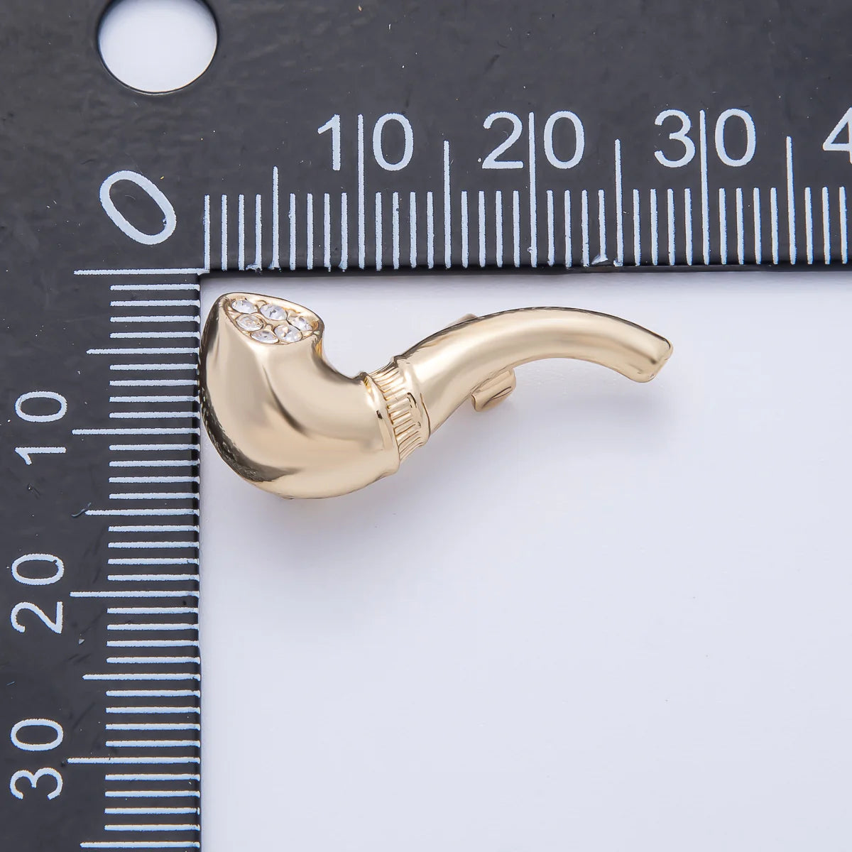 Clear Rhinestone Smoking Pip Brooch Pin BH-21BH065