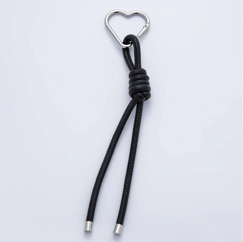 Black Leather Knot Cord Heart ✦ BC-21WB184