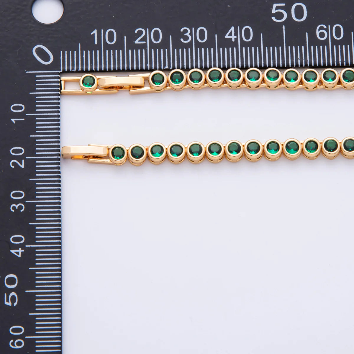 Green CZ Round Bezel Gradient Tennis Chain 16 Inch NC-21WA4059